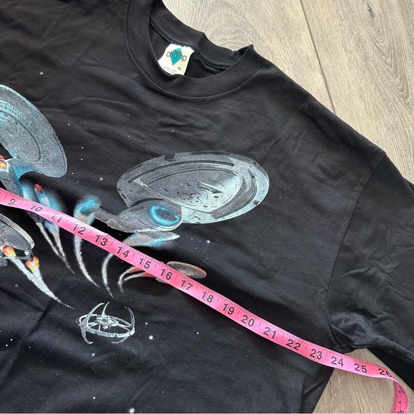 Vintage Star Trek anniversary tee - Picture 2 of 5